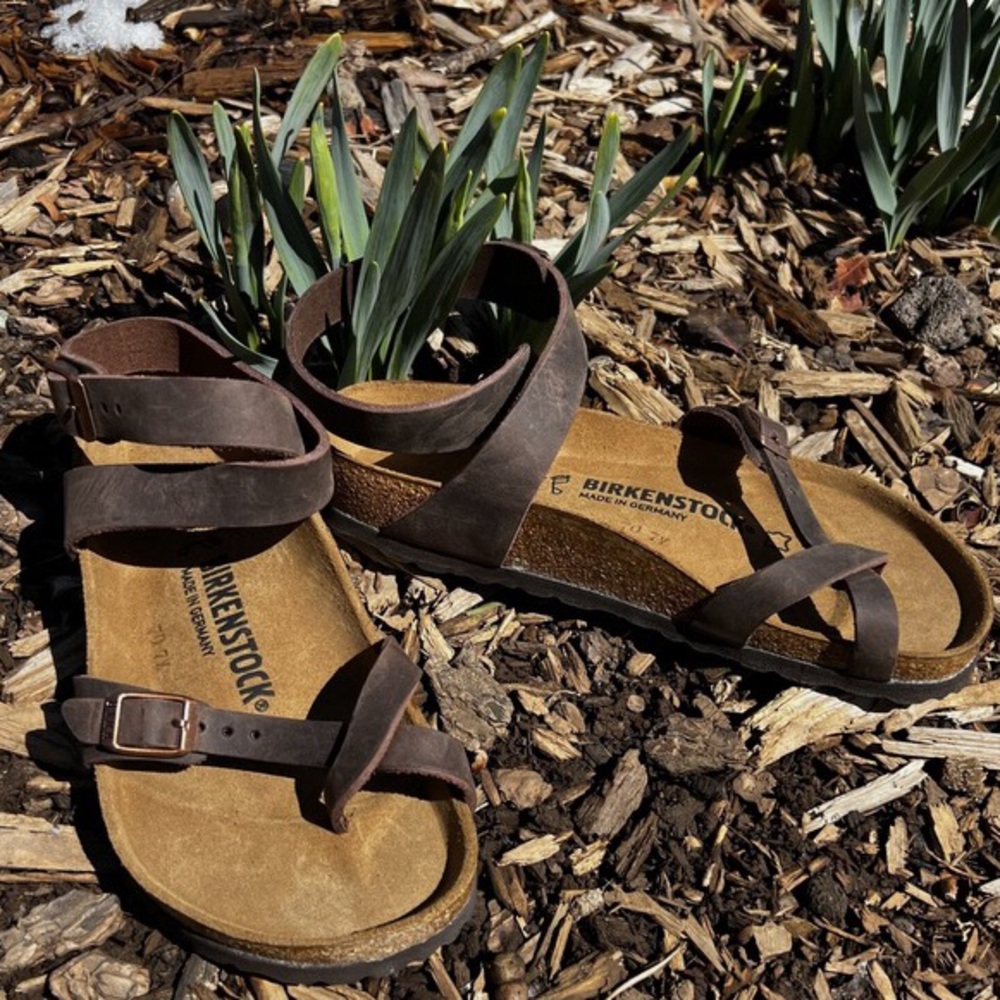 BIRKENSTOCK YARA ANKLE STRAP SANDAL